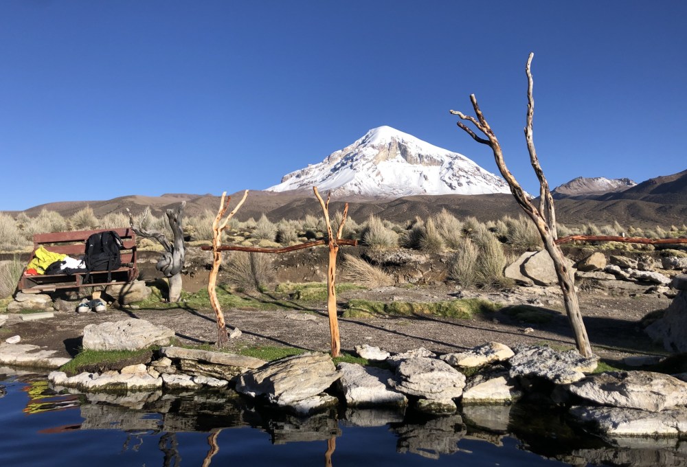 Geysire, heiße Quellen und Hochland-Lagunen